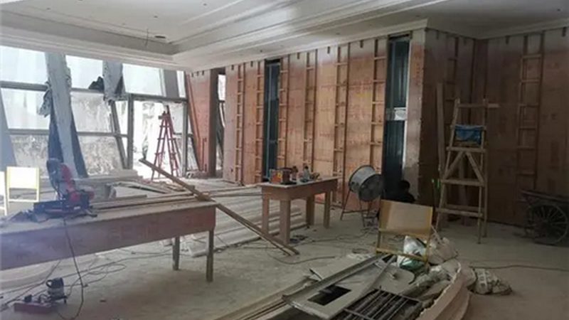 小标题：卫生间建材种类与费用构成